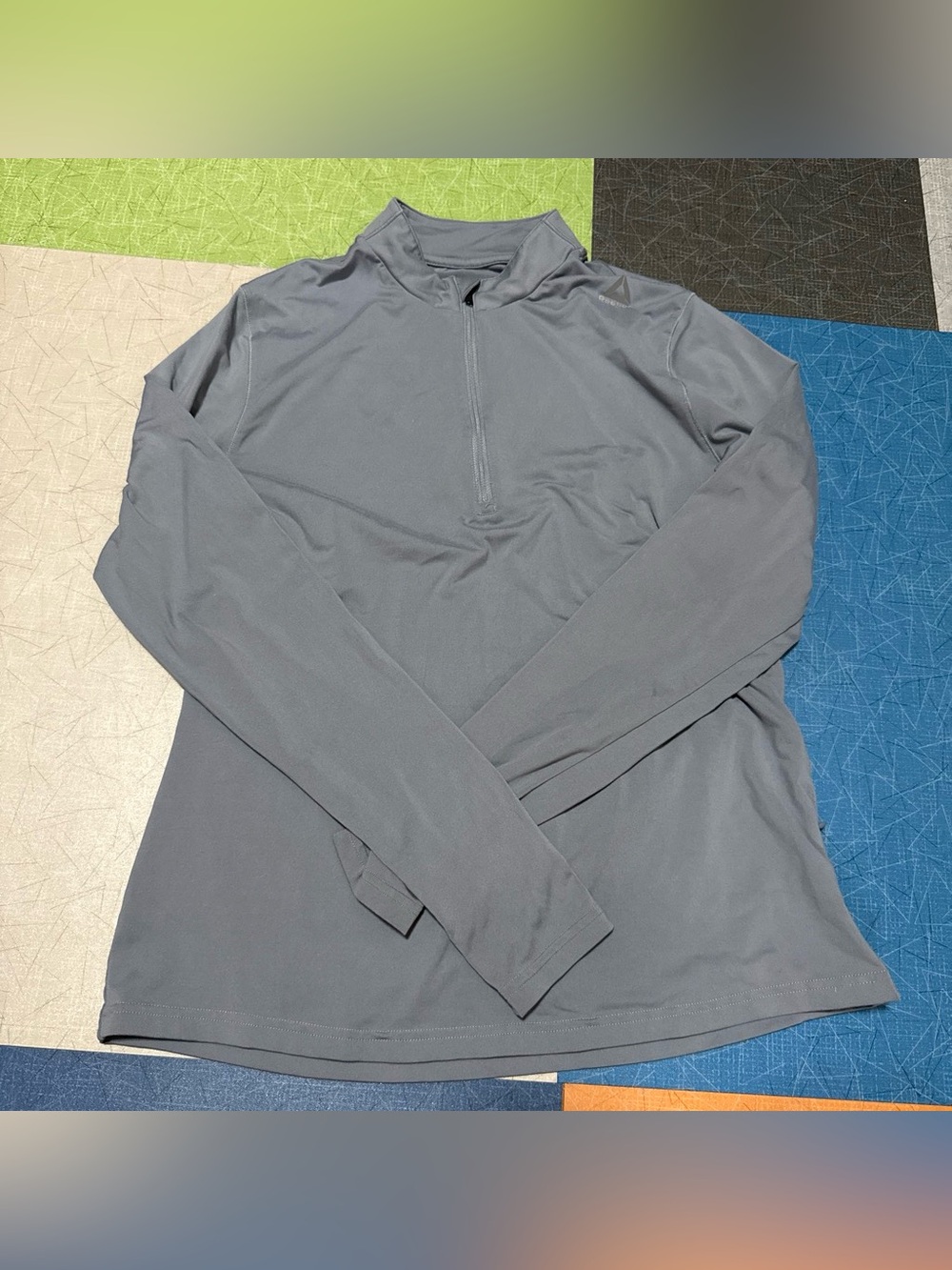 Women’s L  Reebok Long-Sleeve Quarter-Zip Performance Shirt - Gray Blue